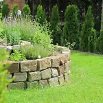 Pustane
