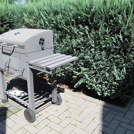 Semesterbostad Pustane Neu Zauche