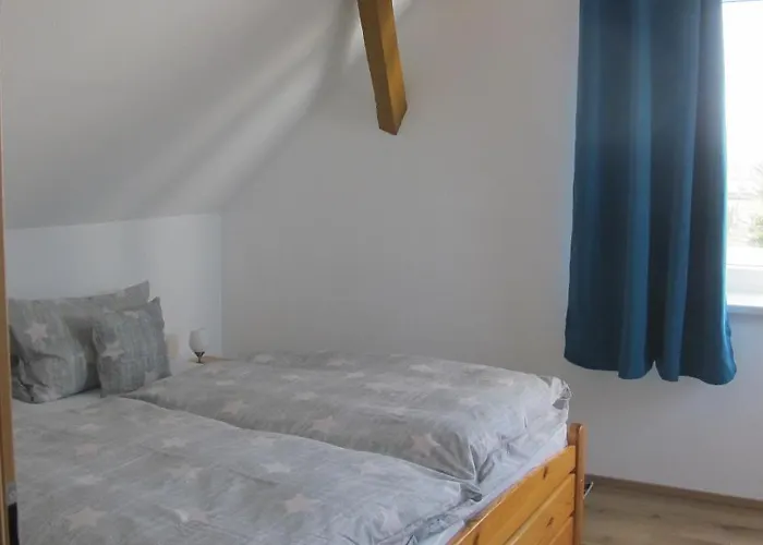 Pustane * Neu Zauche